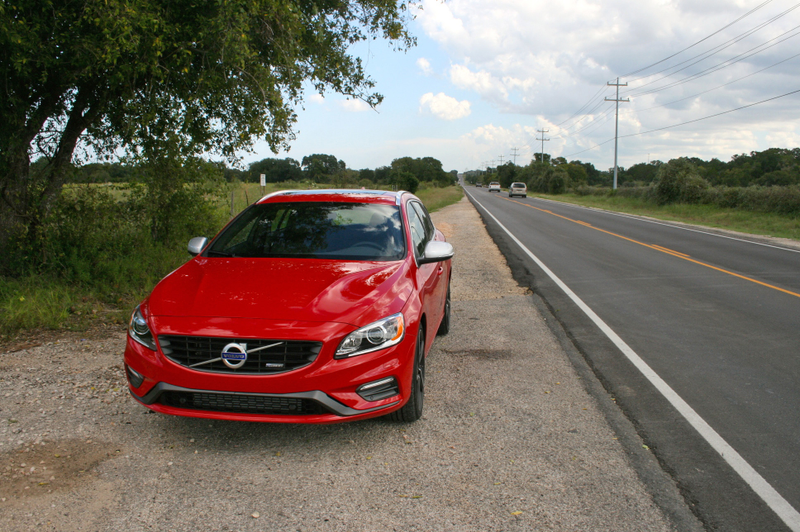 Illustration for article titled 2015 Volvo V60 T6 R-Design: The Jalopnik Review